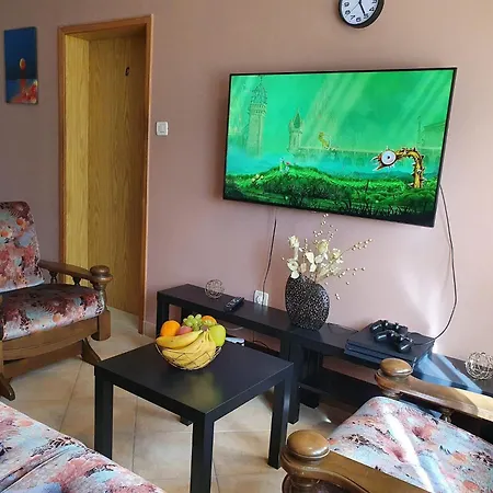 In - Four-bedroom With Private Pool فيلة *