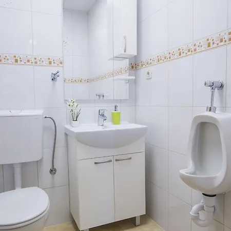 فيلة In - Four-bedroom With Private Pool Gornje Sitno