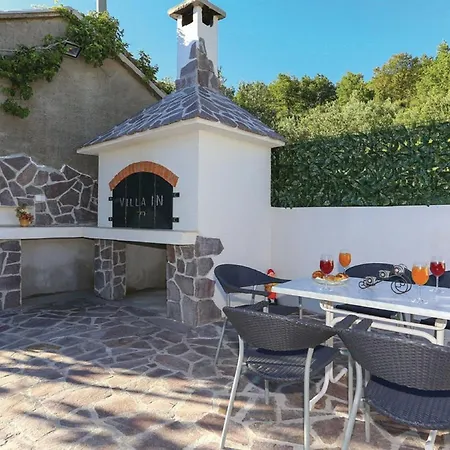 In - Four-bedroom With Private Pool * Gornje Sitno