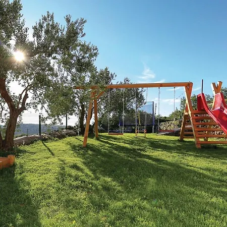 In - Four-bedroom With Private Pool فيلة